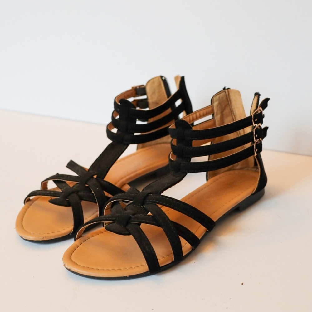 Gladiator Sandals Size 5.5 - Picture 2 of 8
